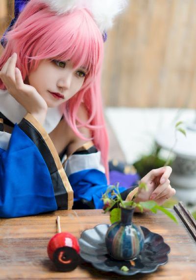 伊人久久大_JVID性感写真