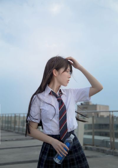 午夜三级精品在线_国产剧免费播放